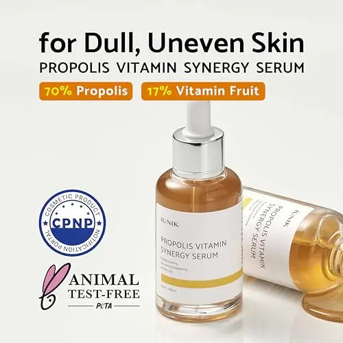Two glass dropper bottles of iUNIK Propolis Vitamin Synergy Serum, 50ml, highlighting 70% propolis and 17% vitamin fruit content, with text promoting use for dull, uneven skin and animal test-free certification.
