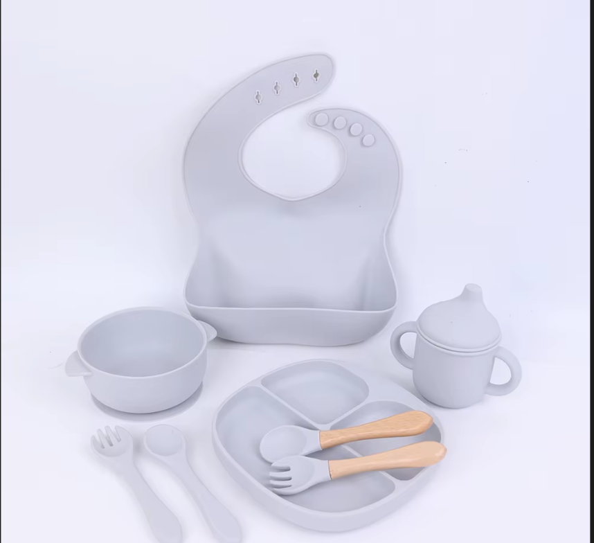 8-Piece Silicone Baby Feeding Set - BPA-Free Suction Plates & Bowls with Bib | Toddler Self-Feeding Essentials