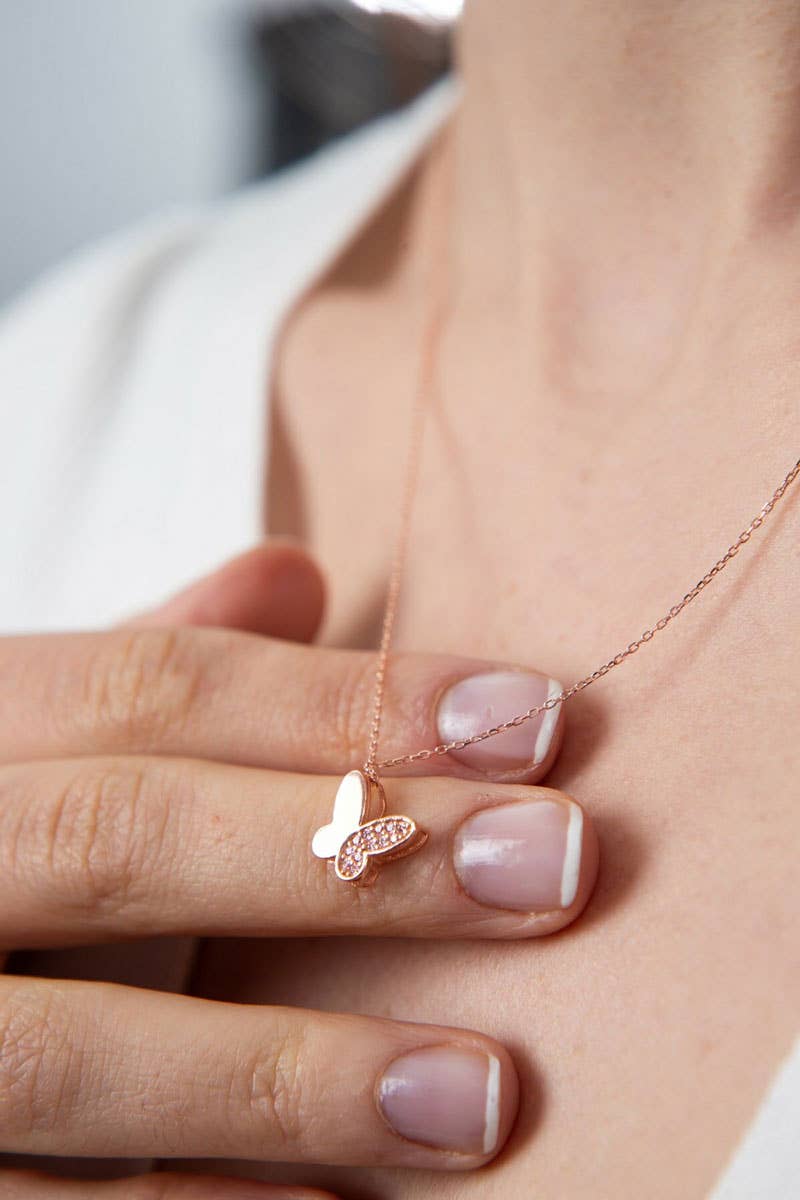 Einzelstück - Náhrdelník Farfalle pozlátený 14K zlatom - Náhrdelník s príveskom motýľa - Darček pre ženy so zlatými náhrdelníkmi